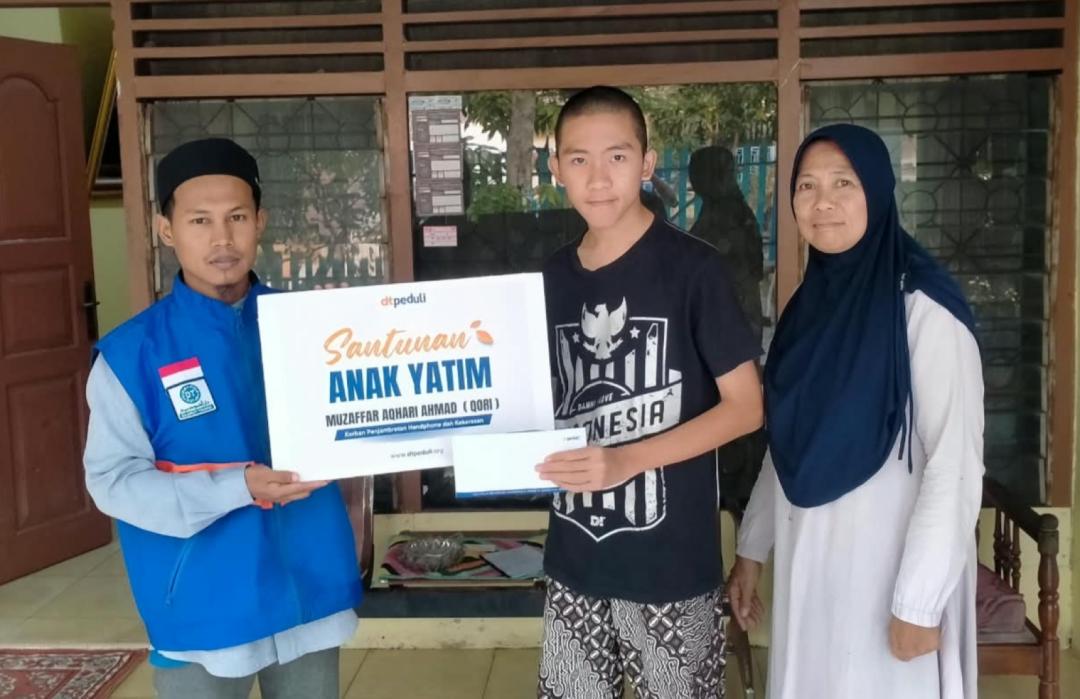 DT Peduli Sumsel Salurkan Bantuan Program Peduli Yatim untuk Qori, Korban Penjambretan dan Kekerasan