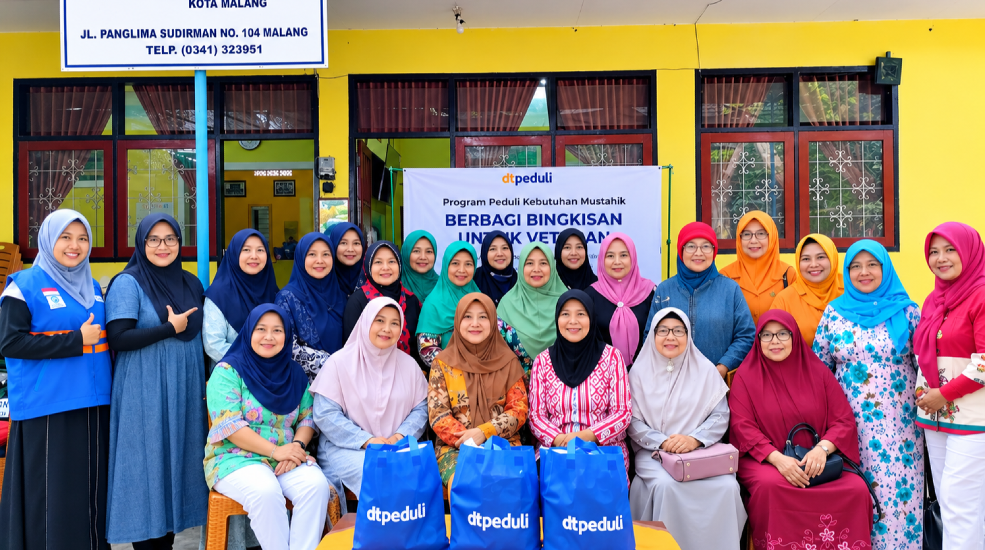 Jaga Semangat Perjuangan, DT Peduli Malang Salurkan Paket Sembako untuk para Veteran dan Istri