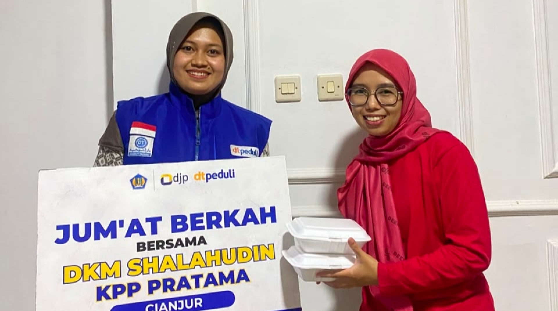 DT Peduli Cianjur Berbagi Bahagia di Jumat Berkah dengan Salurkan Paket Makanan Siap Santap 