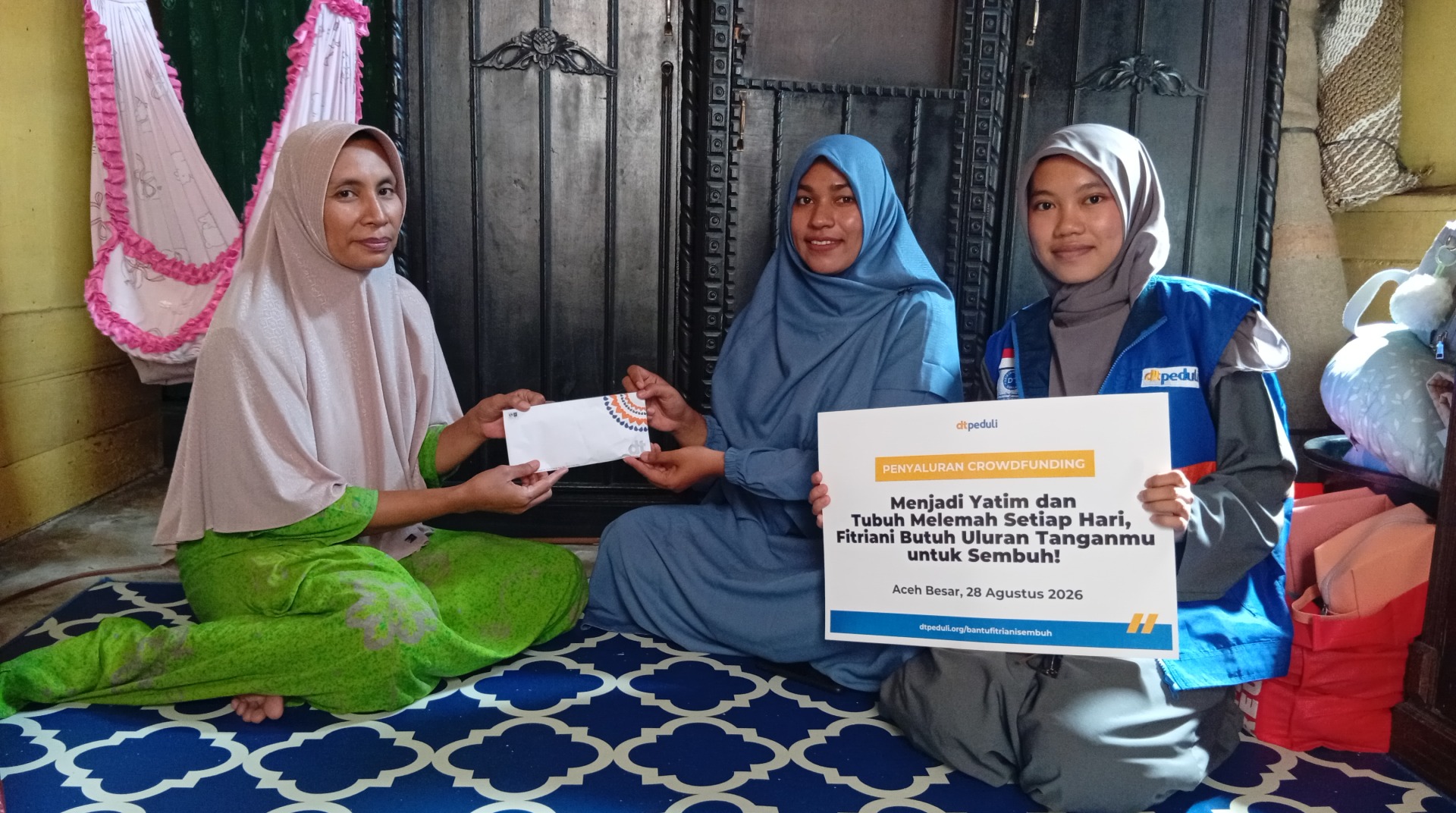 DT Peduli Aceh Salurkan Bantuan Biaya Kesehatan Program Crowdfunding Tahap 1 untuk Fitriyani