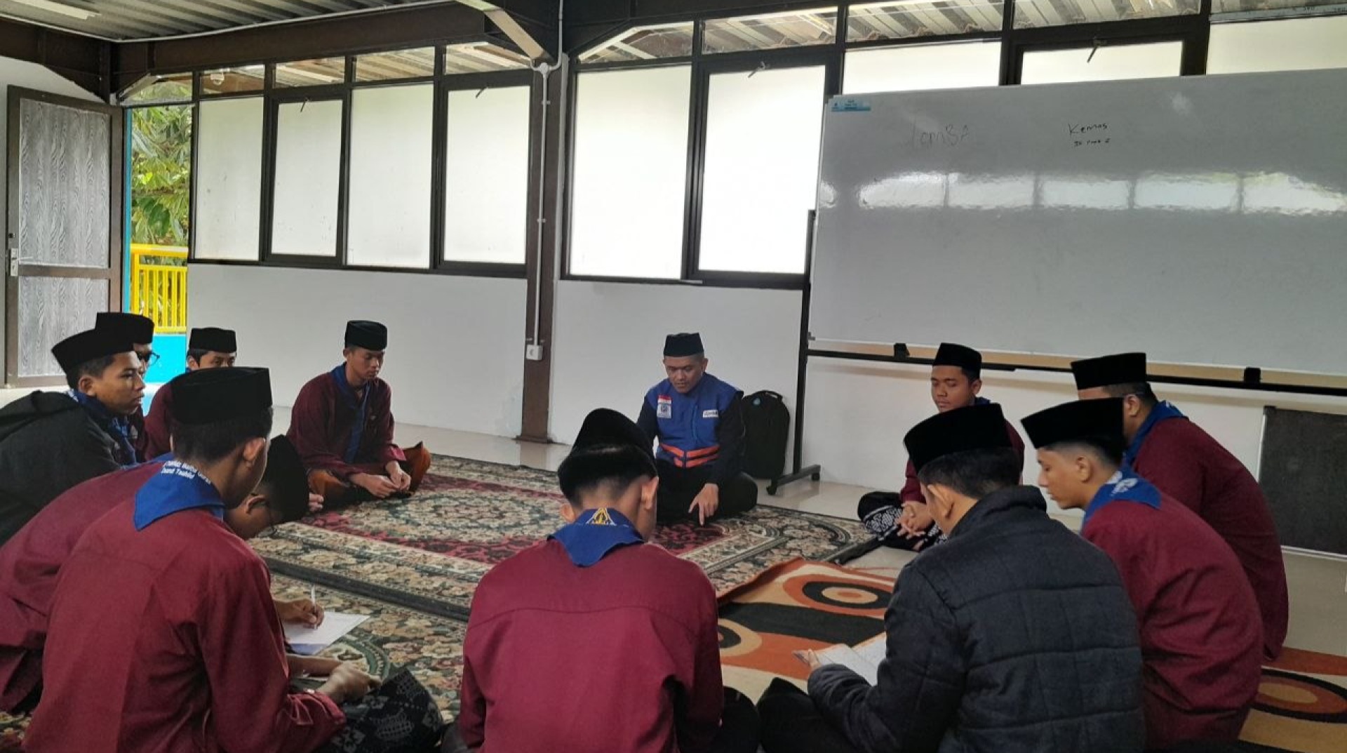 DT Peduli Bandung Gelar Pembinaan Beasiswa RTQ dan Calon Guru Qur'an di Asrama Daarul Musthafa