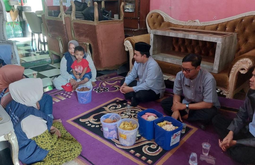Pererat Silaturahmi, DT Peduli Bandung Gelar Pembinaan dan Pengajian untuk Anggota KUBE Telur Asin 
