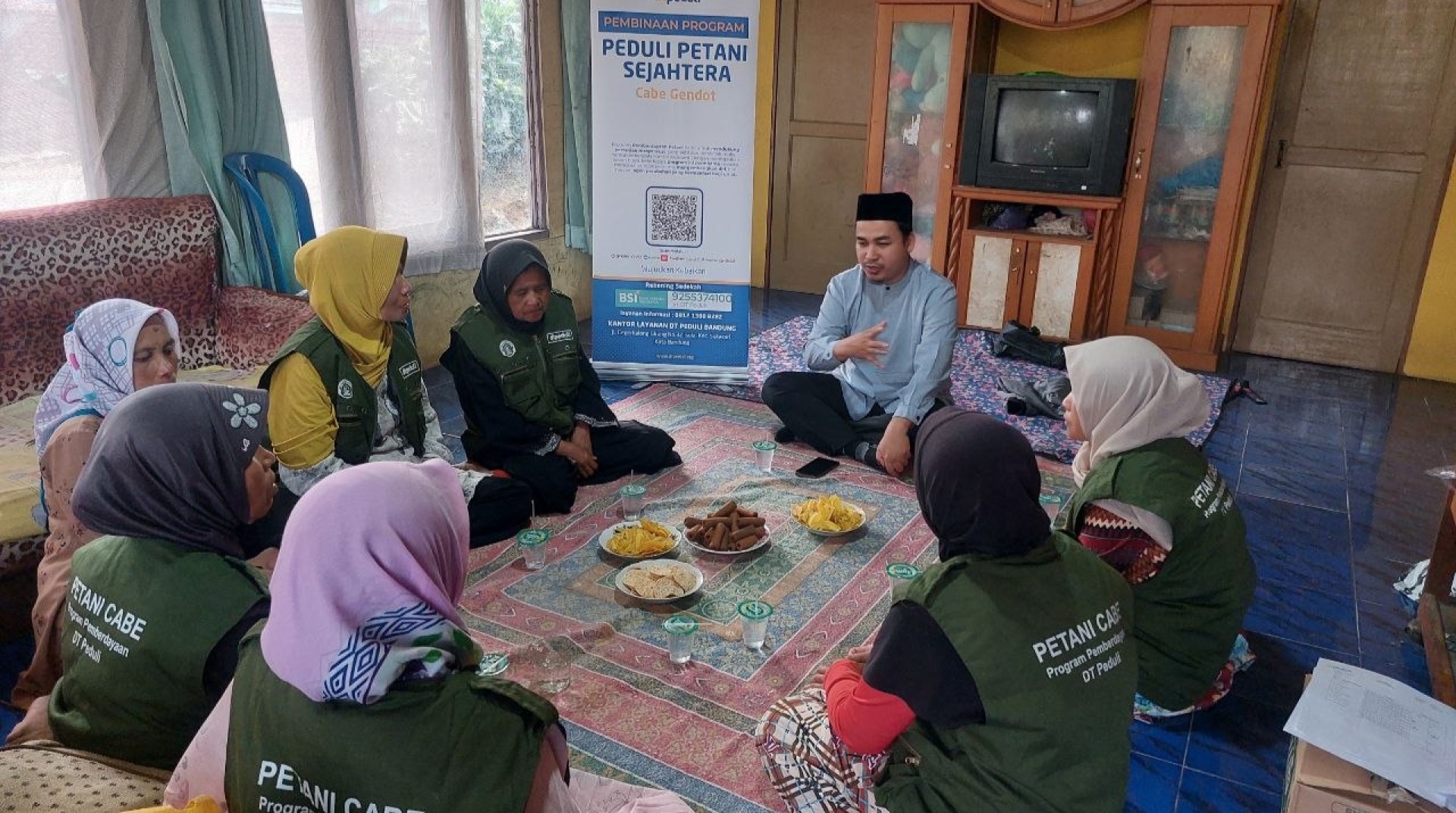 DT Peduli Bandung Gelar Pembinaan Keagamaan bagi Kelompok Petani Cabe Gendot di Desa Mekarsari