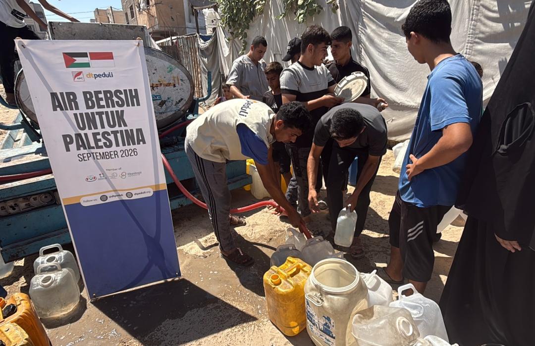 Indonesia Kirim 1,078 Juta Liter Air untuk Gaza, Warga: Rasanya Seperti Hari Raya!