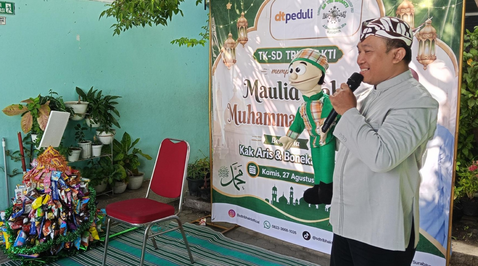 DT Peduli Jatim Gelar Safari Berkisah di SD Tri Bhakti Dinoyo, Siswa dan Guru Antusias Menyimak 