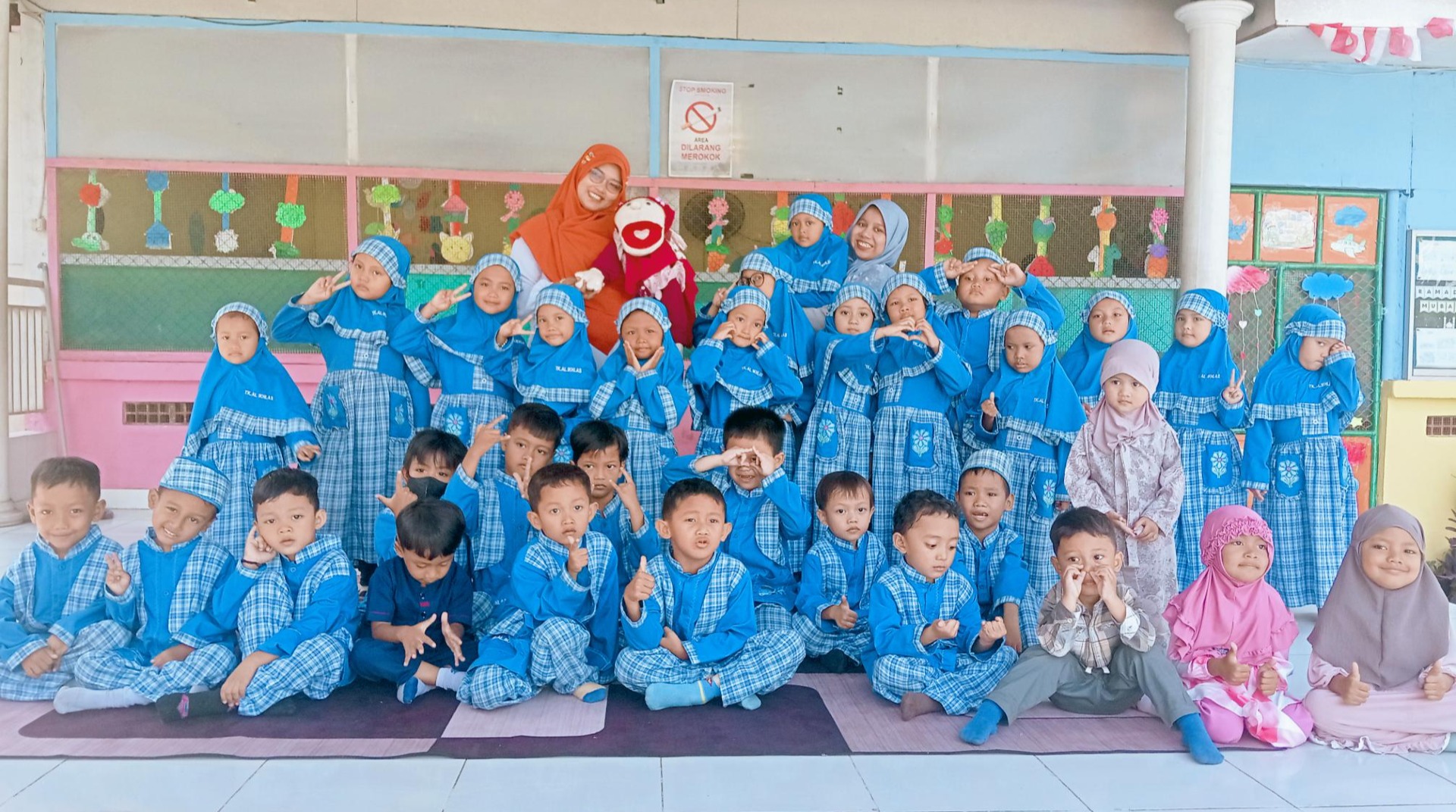 DT Peduli Jatim Gelar Safari Berkisah di TK Islam Plus Al Ikhlas, Ikhtiar Kenalkan Keindahan Akhlak Rasulullah saw 