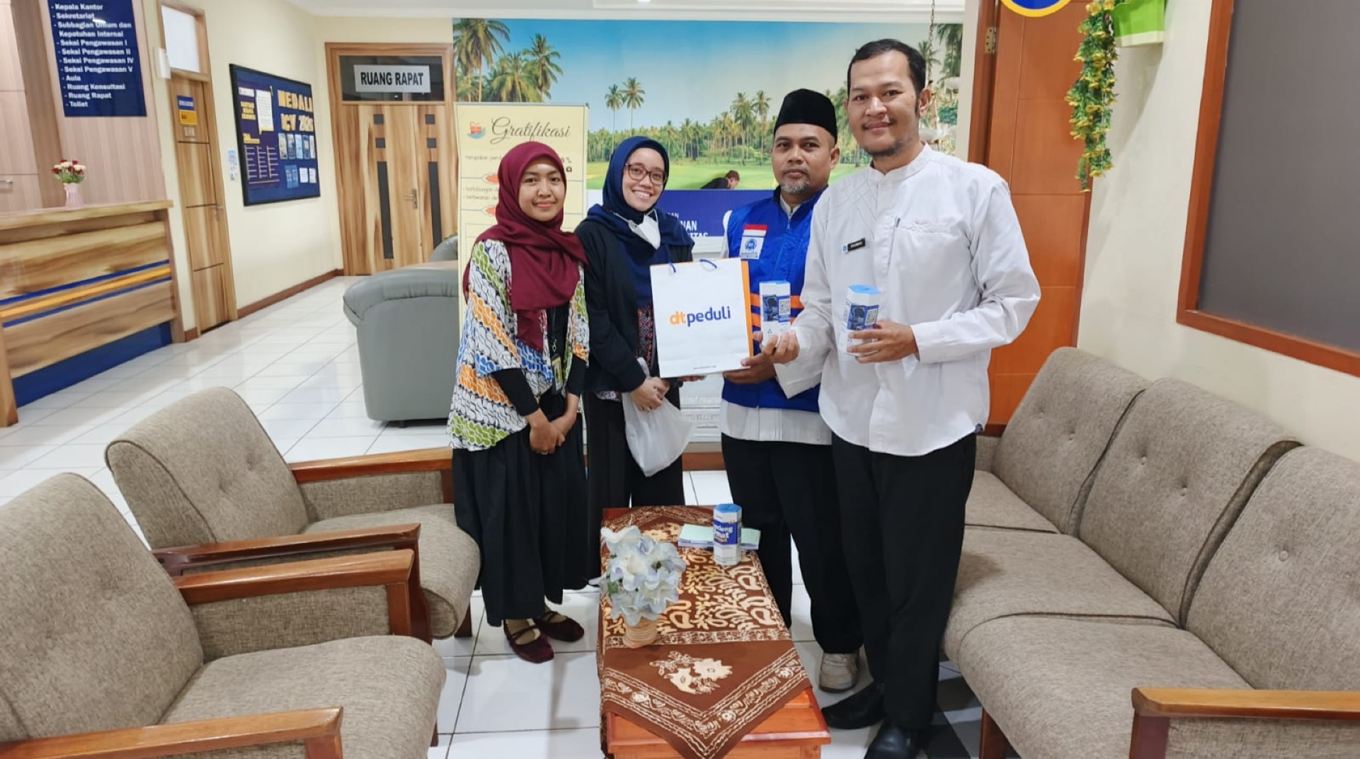 Pererat Silaturahmi dan Sinergi, DT Peduli Depok Kunjungi KPP Pratama Cimanggis