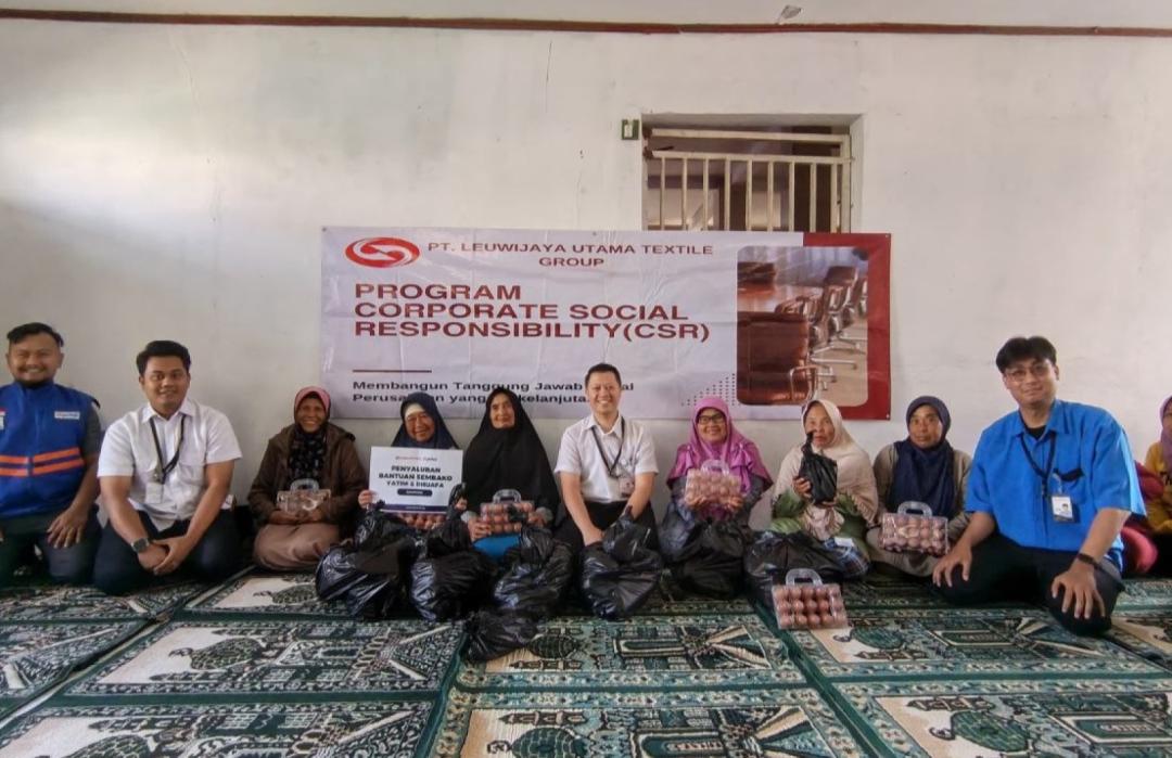 Ringankan Beban dan Hadirkan Kebahagiaan, DT Peduli Bandung Salurkan Bantuan untuk Lansia di Kampung Cijanggel