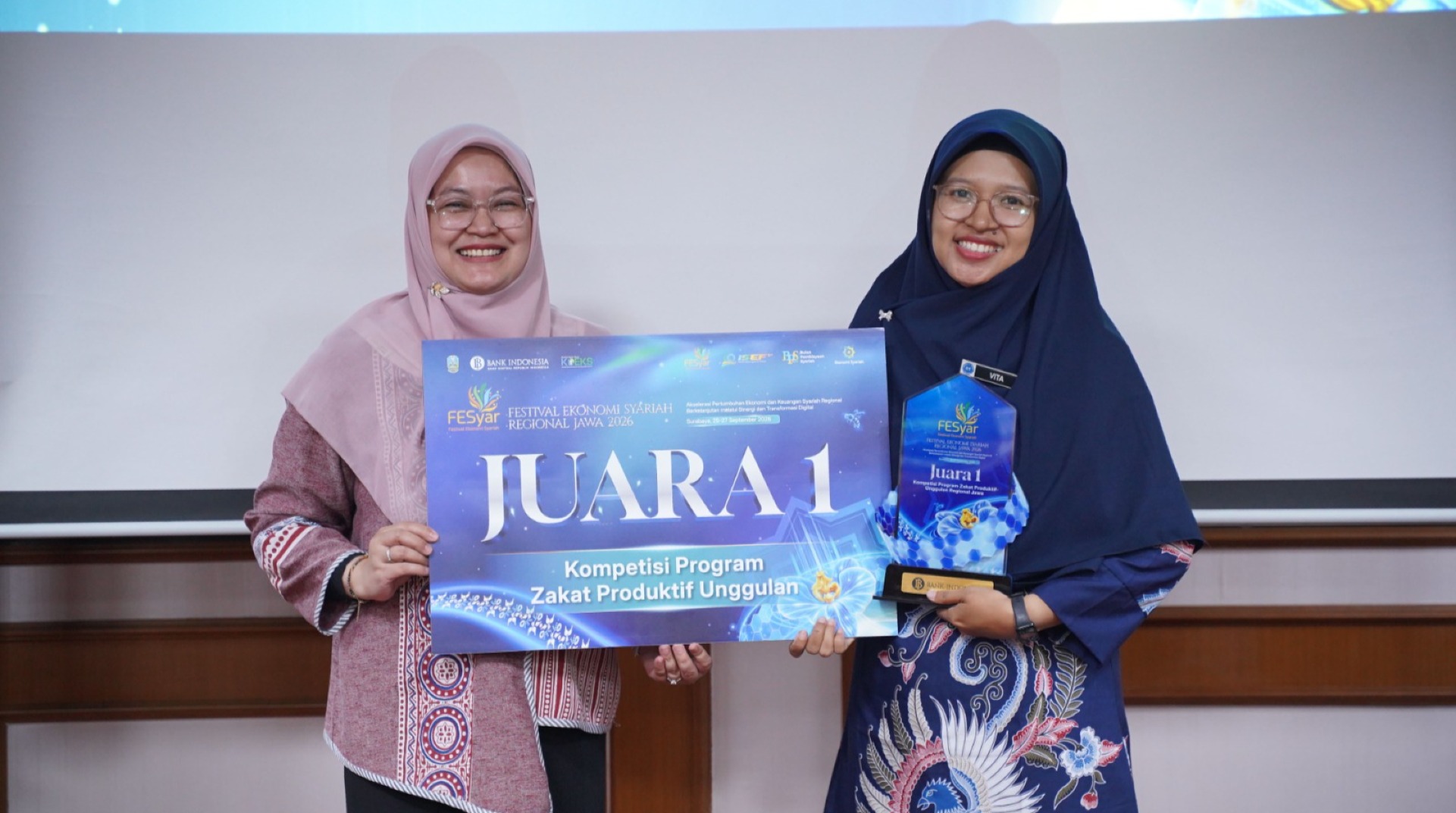 Konsisten Hadirkan Program Berdampak, DT Peduli Jateng Raih Juara 1 Lomba ZISWAF Unggulan FESyar 