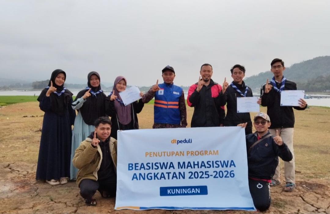 DT Peduli Kuningan Resmi Tutup Program Beasiswa Mahasiswa Angkatan Tahun 2025-2026 dengan Berkemah di Taman Bunut