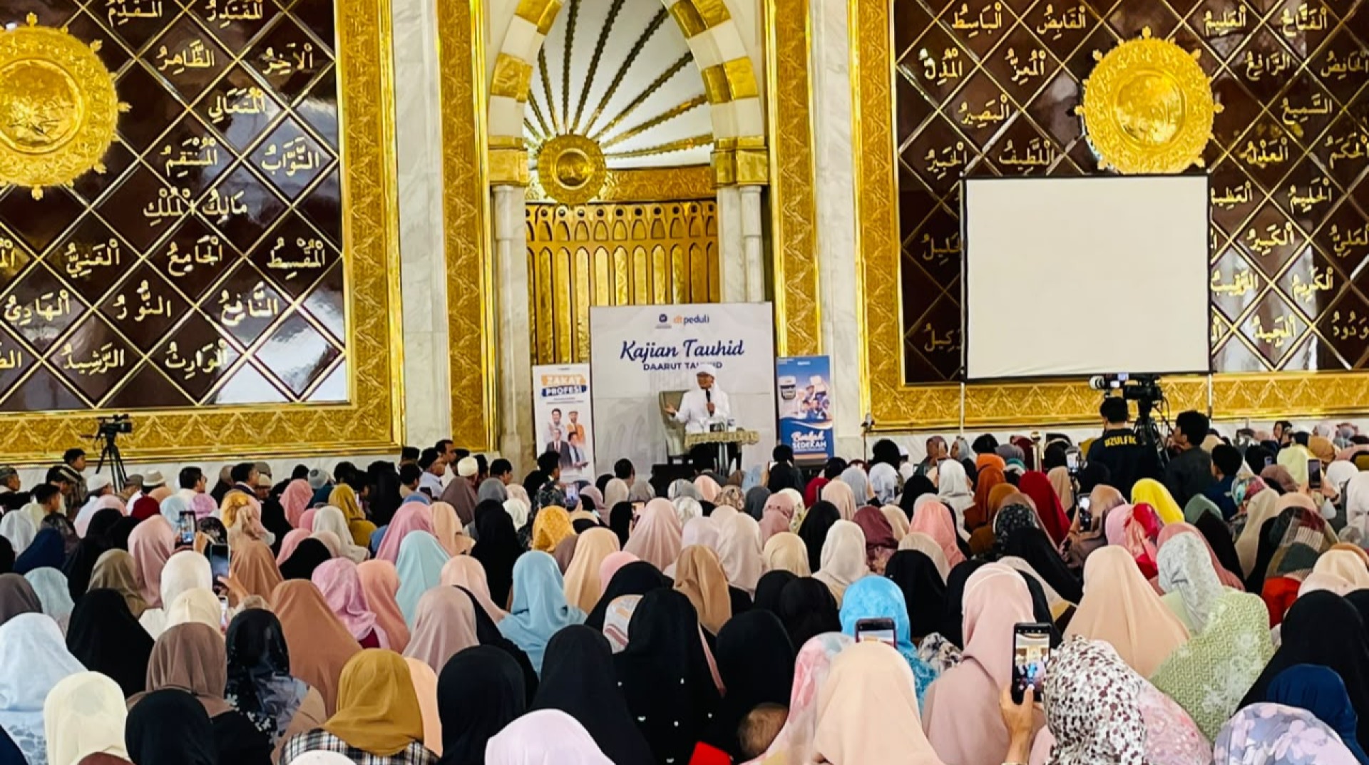 DT Peduli Bandung Gelar Kajian di Masjid Trans Studio Bandung Bersama Ustaz Sonny Abi Kim 