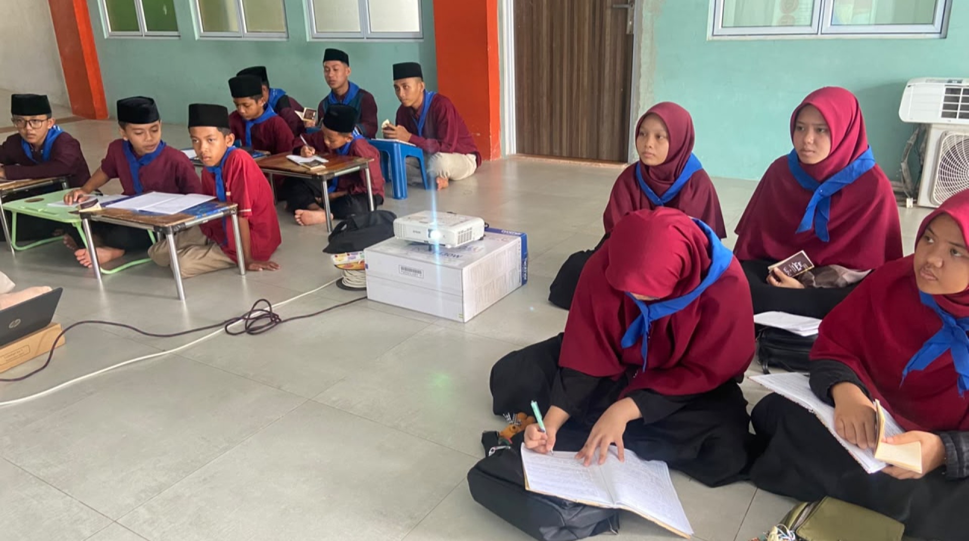 RTQ DT Peduli Kepri Berikan Materi Pendamping Selain Hafalan Al-Qur’an