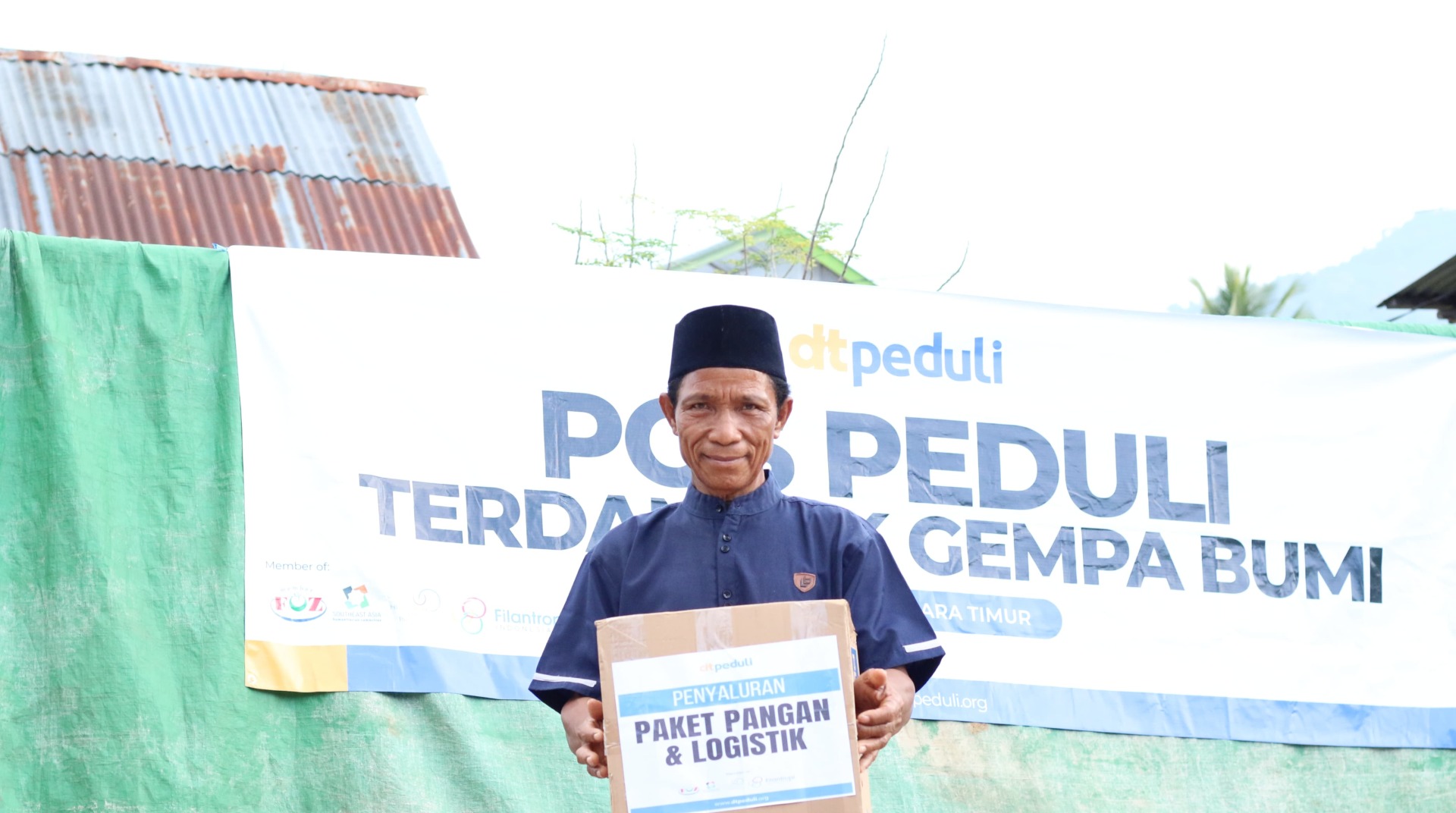 Gempa Guncang Manggarai Barat, DT Peduli Salurkan Bantuan untuk 72 KK