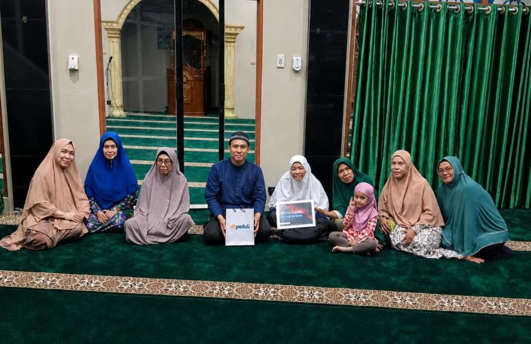 Dari Medan untuk Kalimantan, Majelis Taklim Nurul Muslimah Kirim Donasi Karhutla