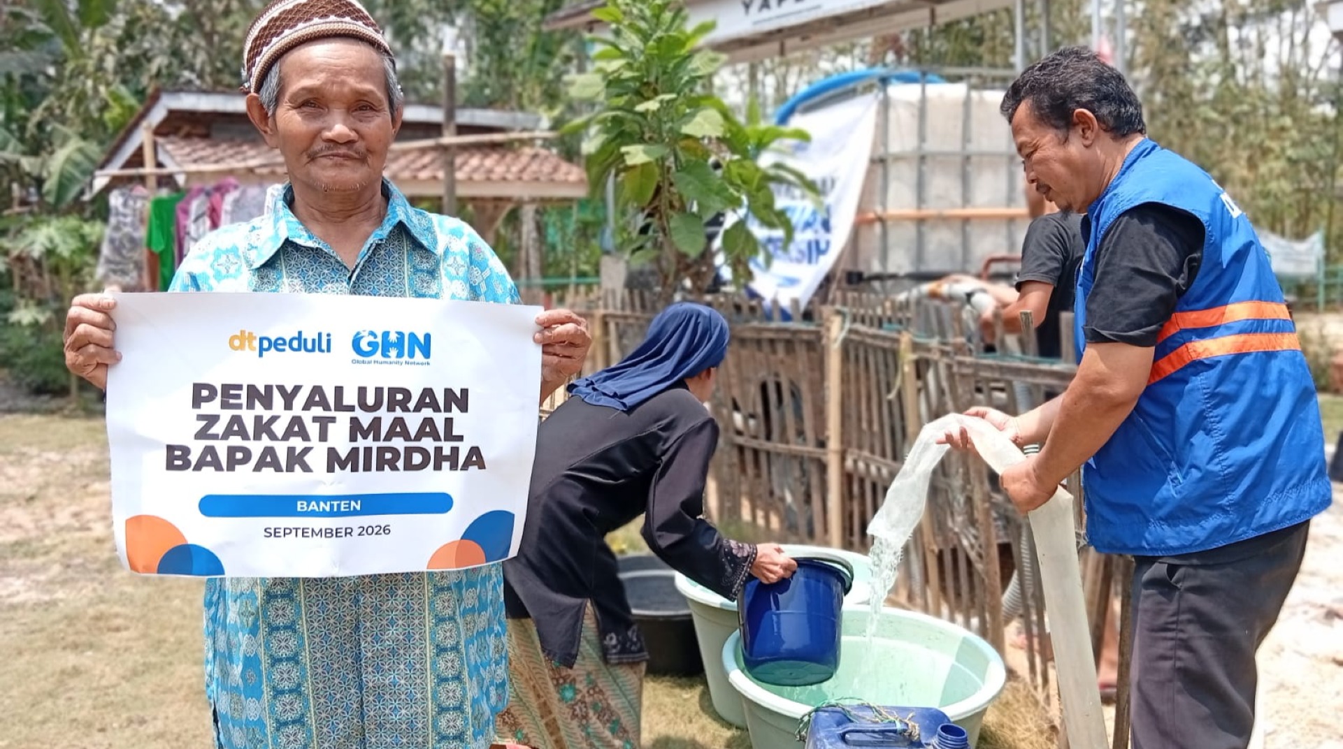 DT Peduli Banten dan GHN Salurkan 12.000 Liter Air Bersih untuk Warga Cikeusik