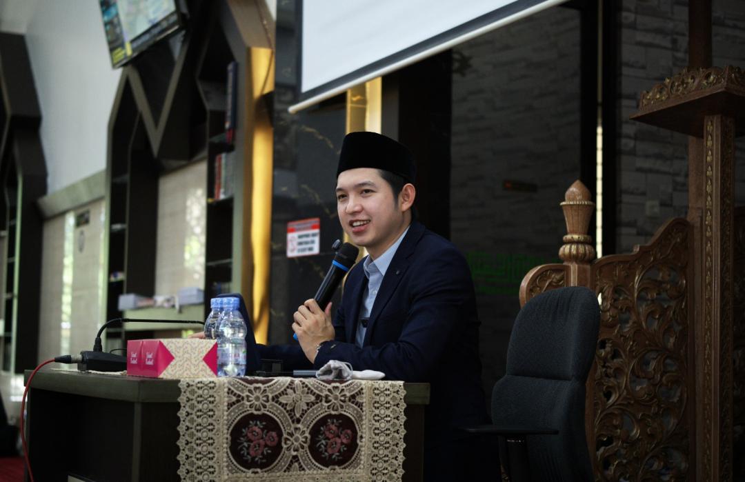 Safari Dakwah DT Peduli Riau Bersama Koh Dennis Lim, Ajak Jamaah Menenangkan Hati