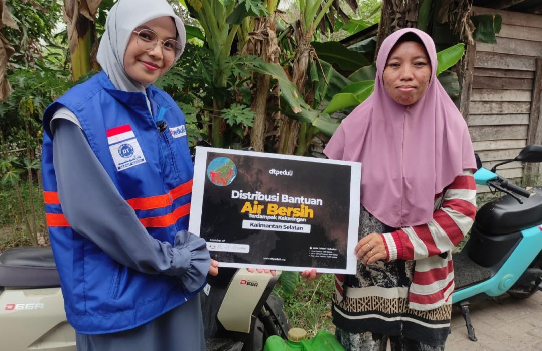 Saat Air Bersih Sulit Didapat, DT Peduli Kalsel Hadir untuk Warga Berangas Barat