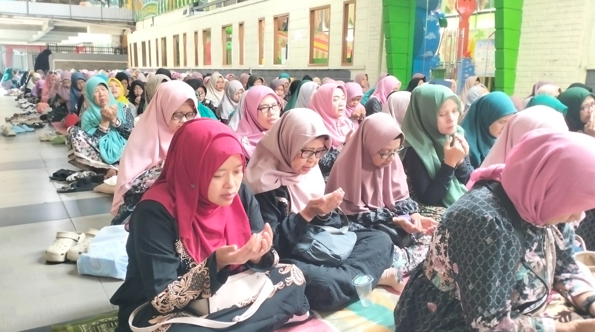 Kajian Maulid Nabi BKMM DMI Sukabumi Ajak Jamaah Peduli Gaza