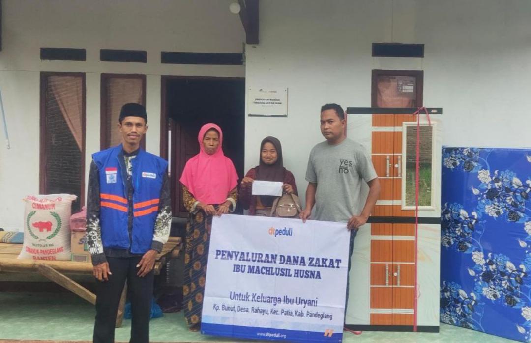 Bantuan Zakat DT Peduli Serang Banten Ringankan Beban Uryani