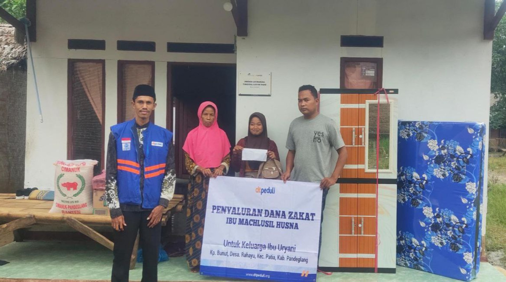 Bantuan Zakat DT Peduli Serang Banten Ringankan Beban Uryani