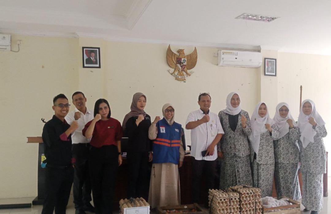 Upaya Turunkan Angka Stunting, DT Peduli Bogor dan BAPPERIDA Berikan Makanan Tambahan pada Balita Stunting di Kecamatan Bogor Barat