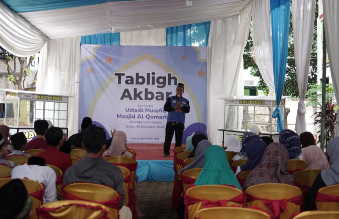 Akhir Tahun 2024, DT Peduli Bekasi Gelar Tabligh Akbar dan Program Sosial di Jatisampurna