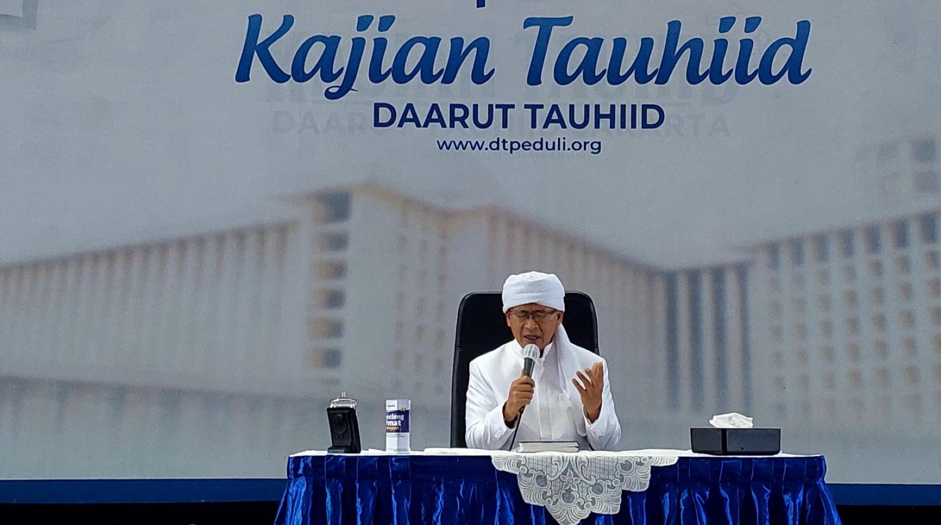 DT Peduli Menggelar Kajian Tauhiid di Masjid Istiqlal bersama KH. Abdullah Gymnastiar dan Ustadz Sonny Abi Kim