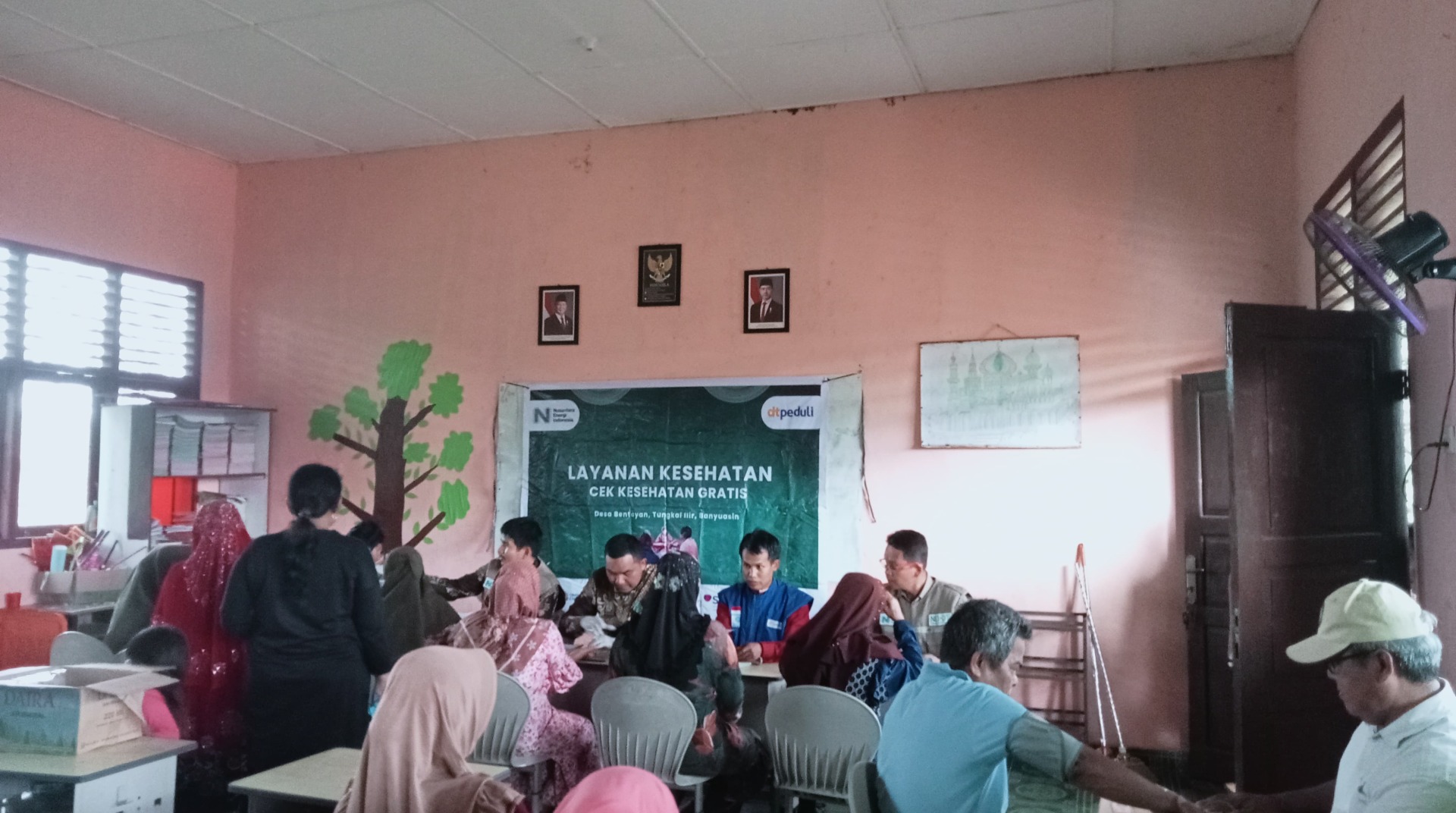 DT Peduli Banyuasin dan Yayasan NEI DT Gelar Tes Kesehatan Gratis di Desa Bentayan Banyuasin