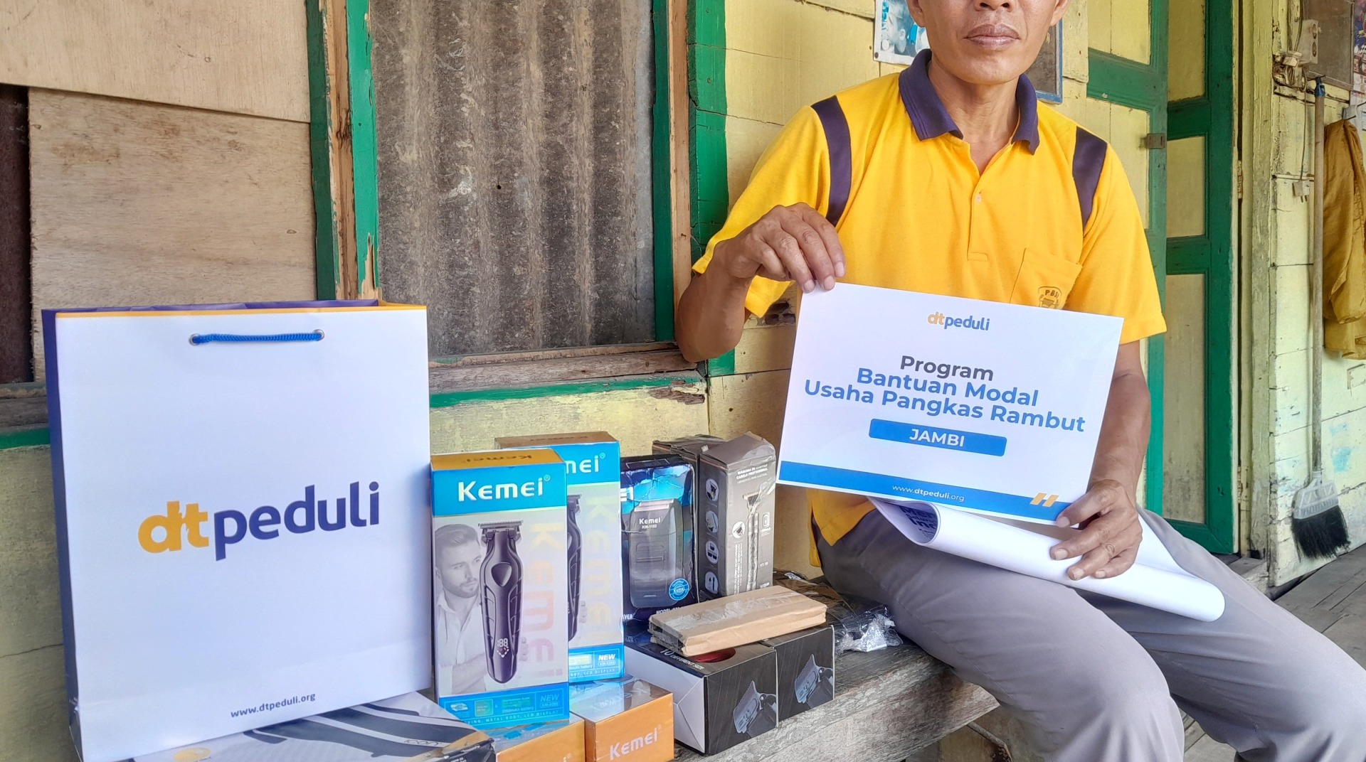 DT Peduli Jambi Salurkan Bantuan Modal Usaha, Wujudkan Impian Perekomian yang Lebih Berdaya