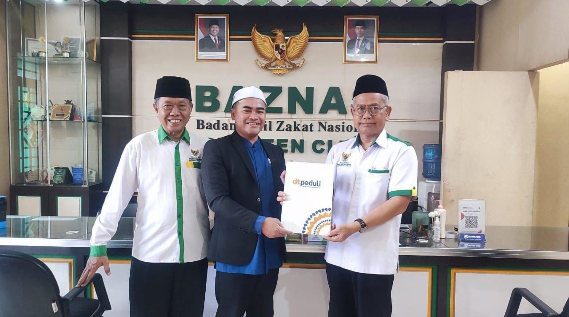 Transparan dan Akuntabel, DT Peduli Cianjur Serahkan Laporan Kinerja 2024 kepada Baznas 