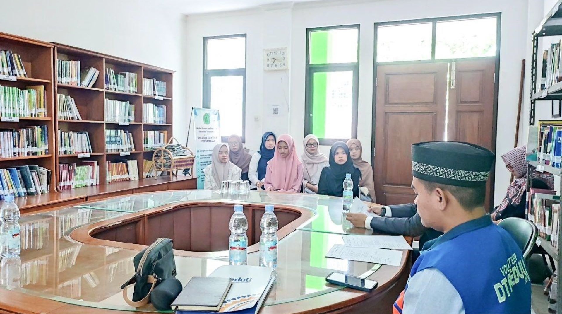 DT Peduli Cianjur dan FEBI UNSUR Gelar Seleksi Program Mahasiswa Unggul 