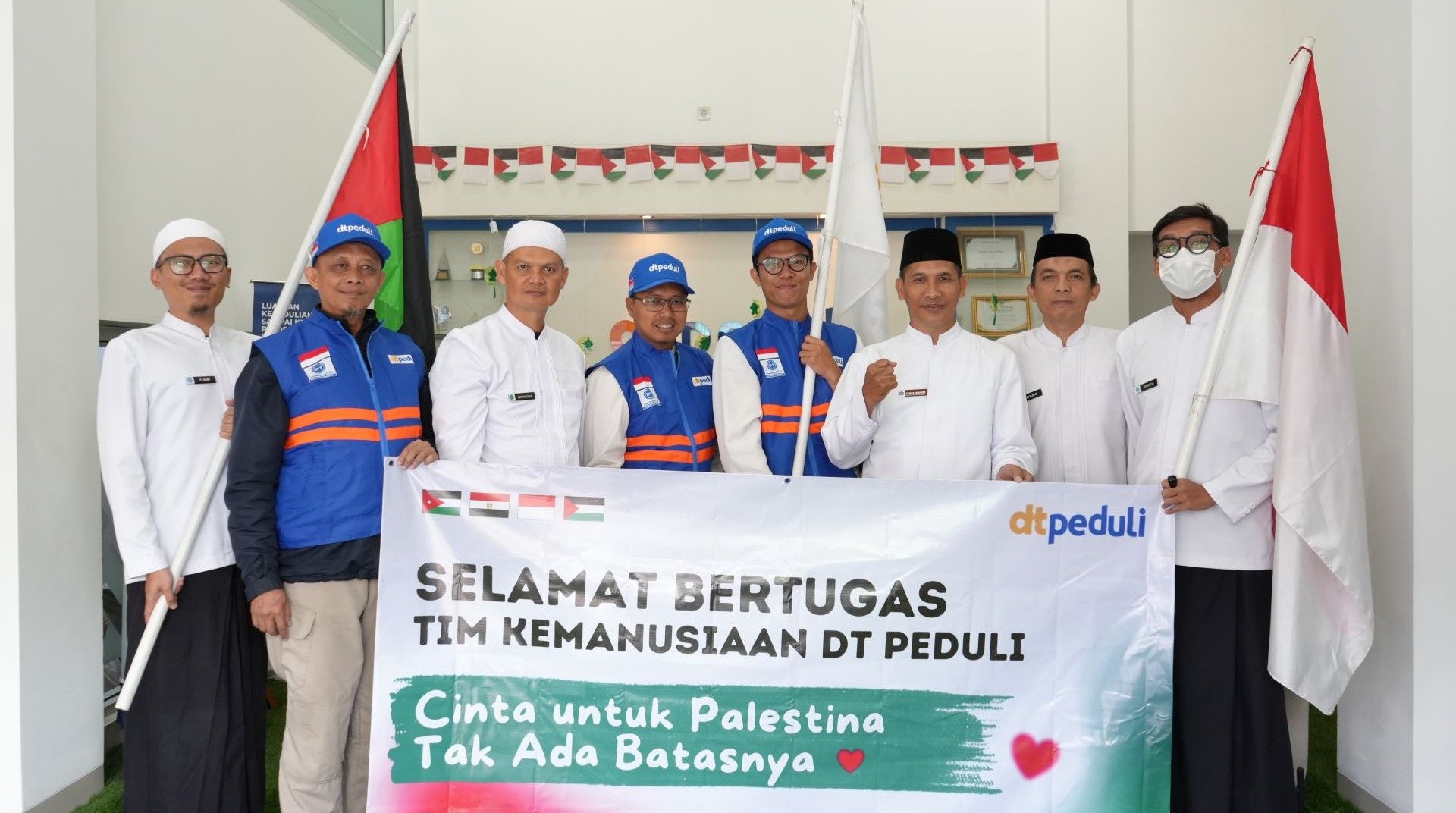 Peduli Palestina, DT Peduli Bertolak ke Yordania dan Mesir Salurkan Bantuan