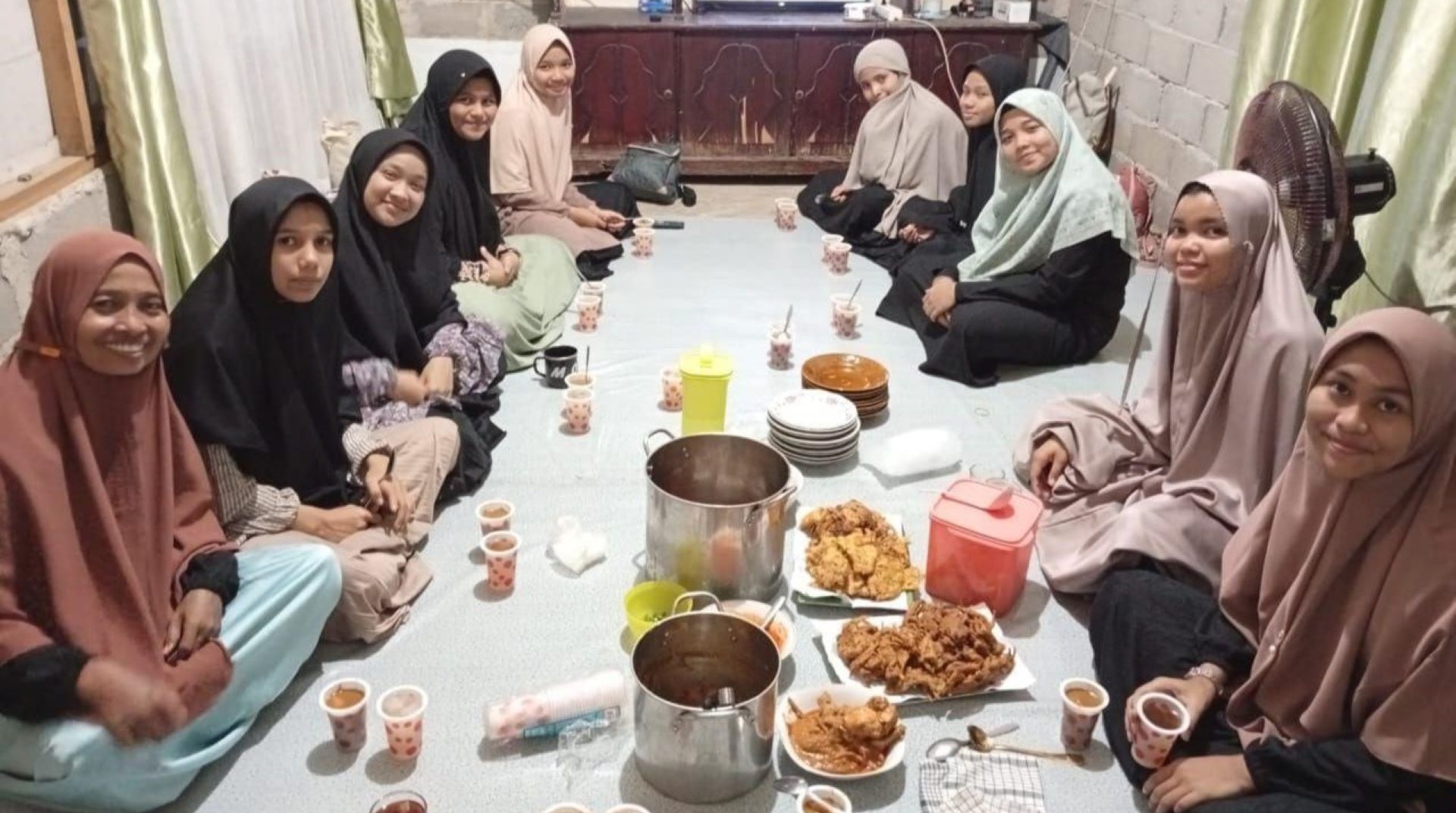 Berkah Ramadhan, Dermawan Jamu Santri Rumah Tahfidz Qur’an Buka Puasa