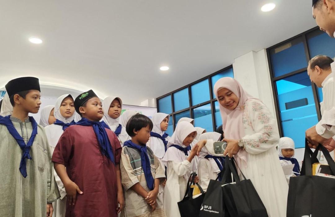 BPJS Ketenagakerjaan Bersama DT Peduli Gelar Kajian Ramadhan dan Santunan Anak Yatim